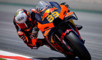 Motor Baru KTM Buat MotoGP 2022 thumbnail